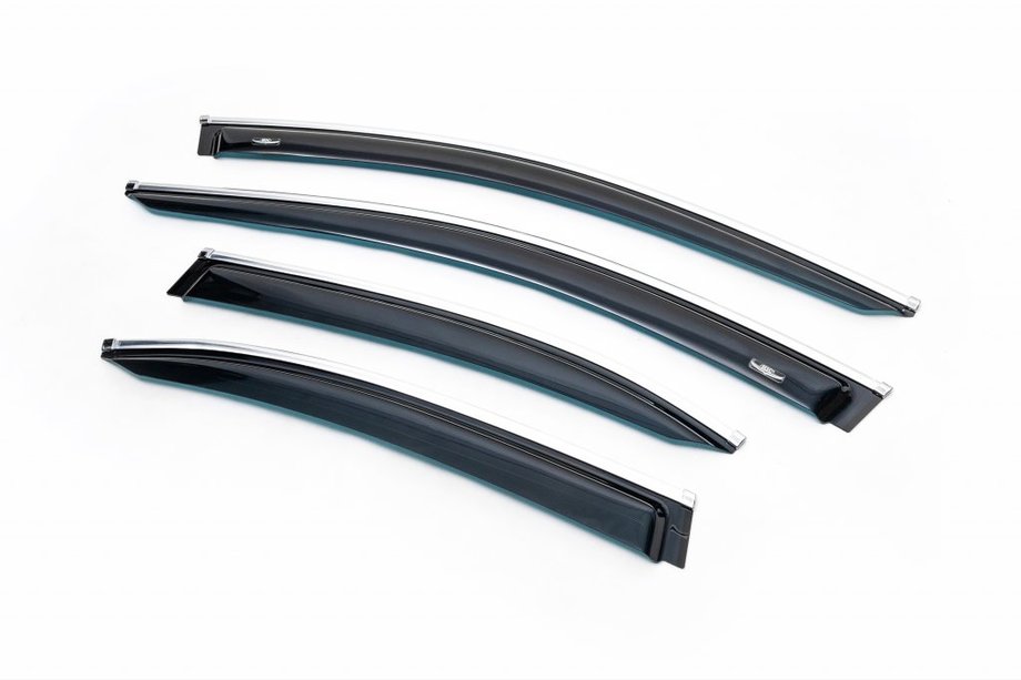 Mercedes C-klasse W205 2014–2021 Raamwindschermen met chroomstrip SD (4 st., HIC) Image
