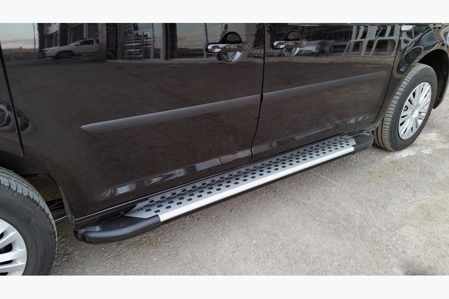 Volkswagen Caddy 2015–2020 Side steps Allmond Grey (2 stuks, aluminium) Maxi basis Image