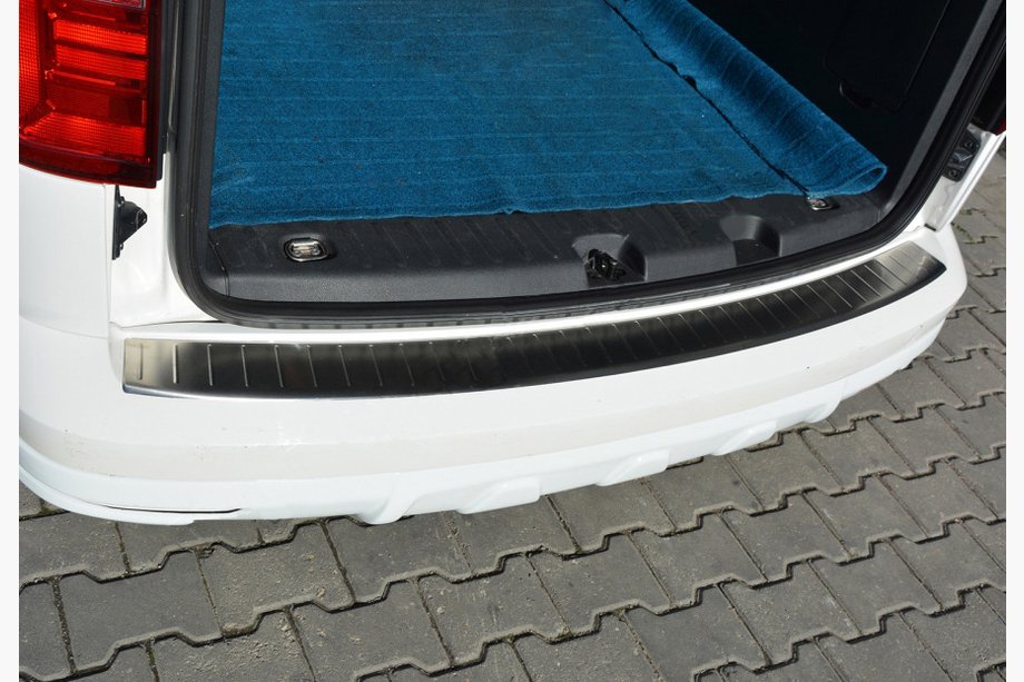 Volkswagen Caddy 2015–2020 OmsaLine RVS achterbumper sierlijst Foto 1