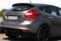Ford Focus III 2011–2017 RVS kofferbakrand 2011-2014 (hatchback) foto 1