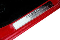 Ford Fiesta 2008–2017 Omsa instaplijsten (4 stuks, RVS) foto 1
