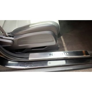 Carmos instaplijsten voor bovenzijde (RVS) Dodge Nitro 2006–2011 foto 3