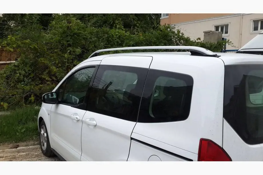 Ford Courier 2014–2023 Dakrails Skyport Grey Foto 4
