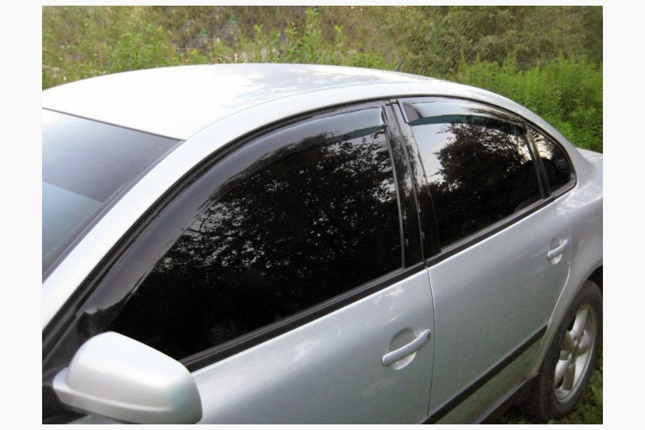 Volkswagen Passat B5 1997–2005 Raamdeflectoren SD (4 stuks, Niken) Image