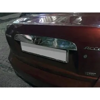 Sierlijst boven kentekenplaat (RVS) Hyundai Accent 2006–2010 foto 1