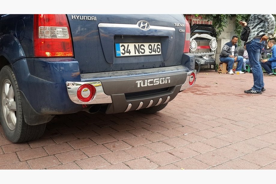 Hyundai Tucson JM 2004– Afgeprijsd! Achterste afdekking R001 (nieuw uit de showroom) Foto 5