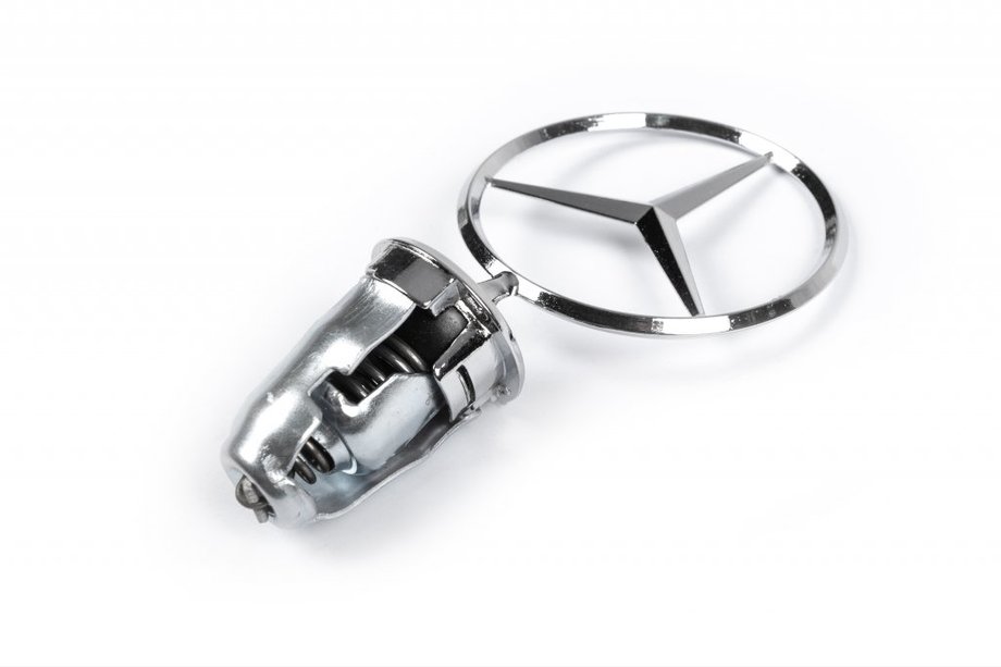 Mercedes S-сlass W140 1991–1998 Embleem richtkruis (zonder opschrift) Image