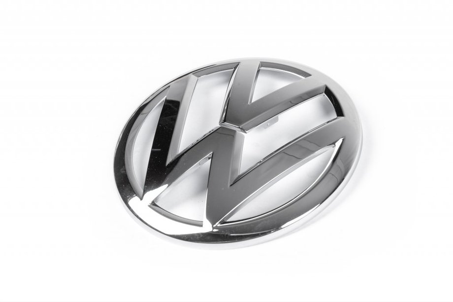 Volkswagen Tiguan 2016–2023 Achterembleem (bovenste deel, origineel) Image