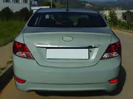 Hyundai Accent 2011–2017 Sierlijst boven kentekenplaat (RVS) Carmos - Turks staal foto 1