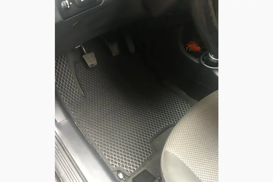 Kia Sportage 2004–2010 EVA automatten (zwart) Image