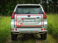Toyota Land Cruiser Prado 150 2009–2023 Chromen sierlijst boven kenteken (design 2018) foto 1