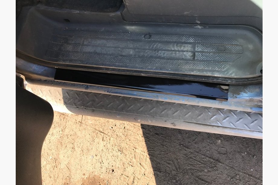 Volkswagen T4 Caravelle/Multivan 1990–2003 ABS instaplijsten (2 stuks, kunststof) Mat Foto 4