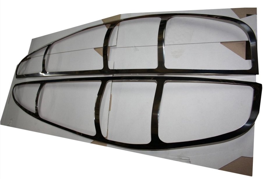 Mercedes Viano 2004–2014 RVS achterlichtcovers (2 st.) Image