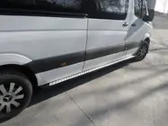 Mercedes Sprinter W907/W910 2018– DOT-Line side steps (2 stuks, aluminium) foto 1