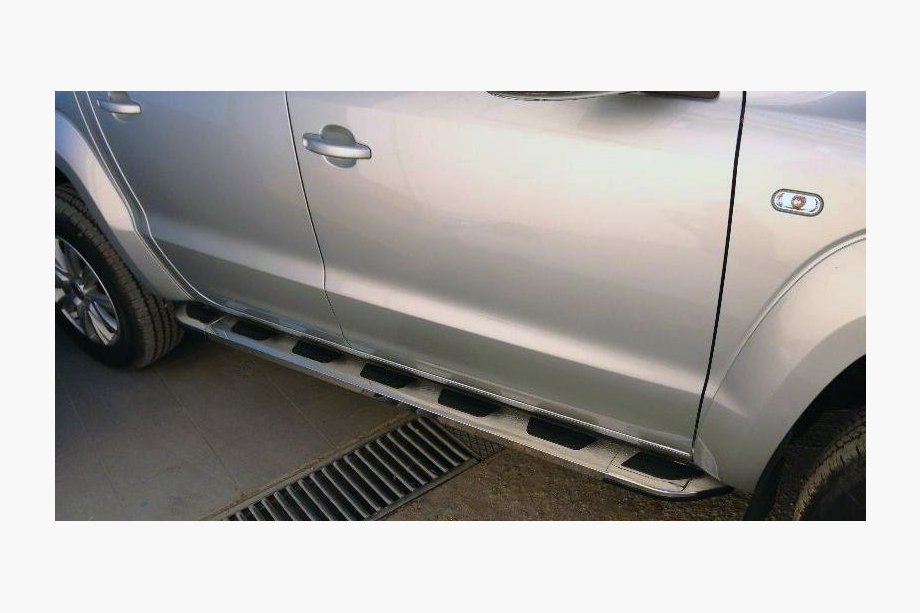 Nissan Juke 2010–2019 Zijsteps Vison (2 st., aluminium/RVS) Image
