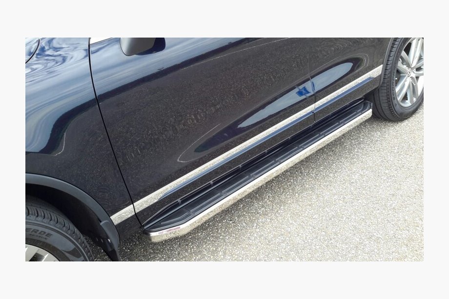 Volkswagen Touareg 2010–2018 Side steps OEM-look V1 (set van 2, aluminium) Image
