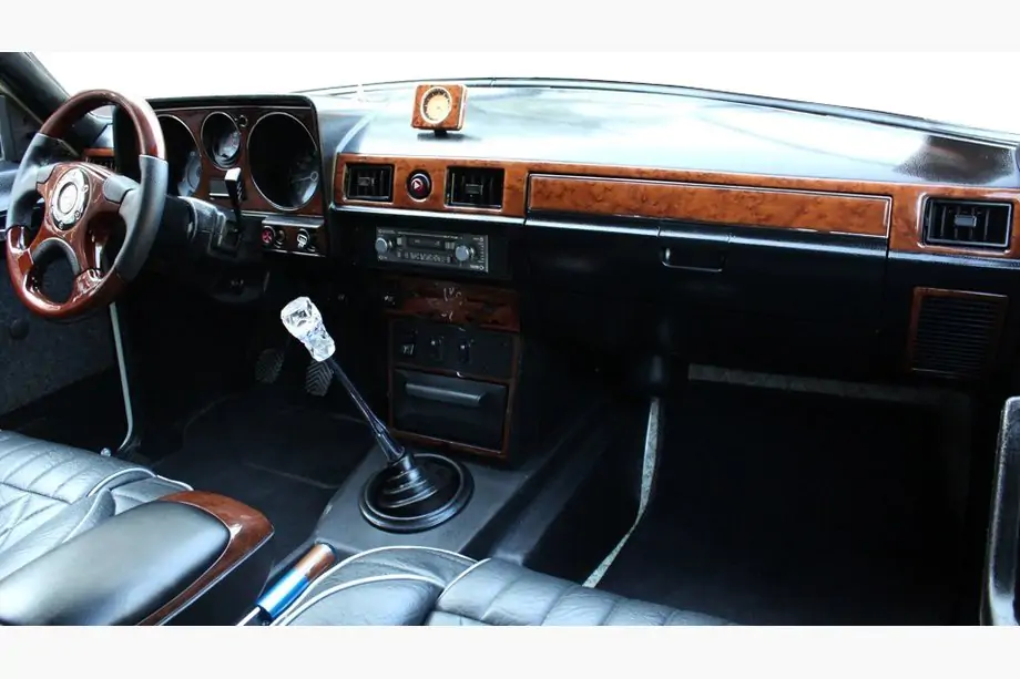 24-serie 1970–1992 Dashboard sierlijsten (Hartman) Image