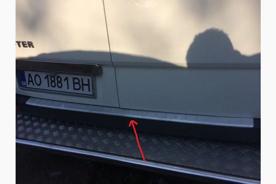 Volkswagen Crafter 2006–2016 Matte achterbumper beschermlijst (Omsa, RVS) Foto 2