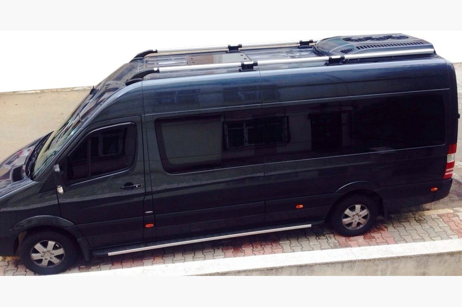 Mercedes Sprinter W906 2006–2018 Shark dakrails (zwarte voeten) Image