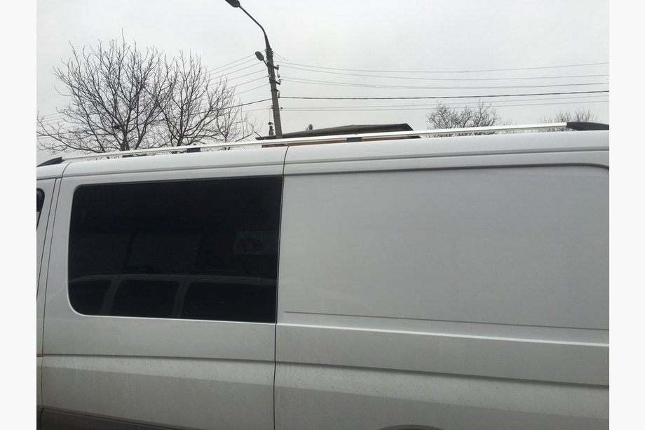 Volkswagen Crafter 2006–2016 DD dakrails (aluminium) 265 cm, chroom, gietijzeren voet Foto 2