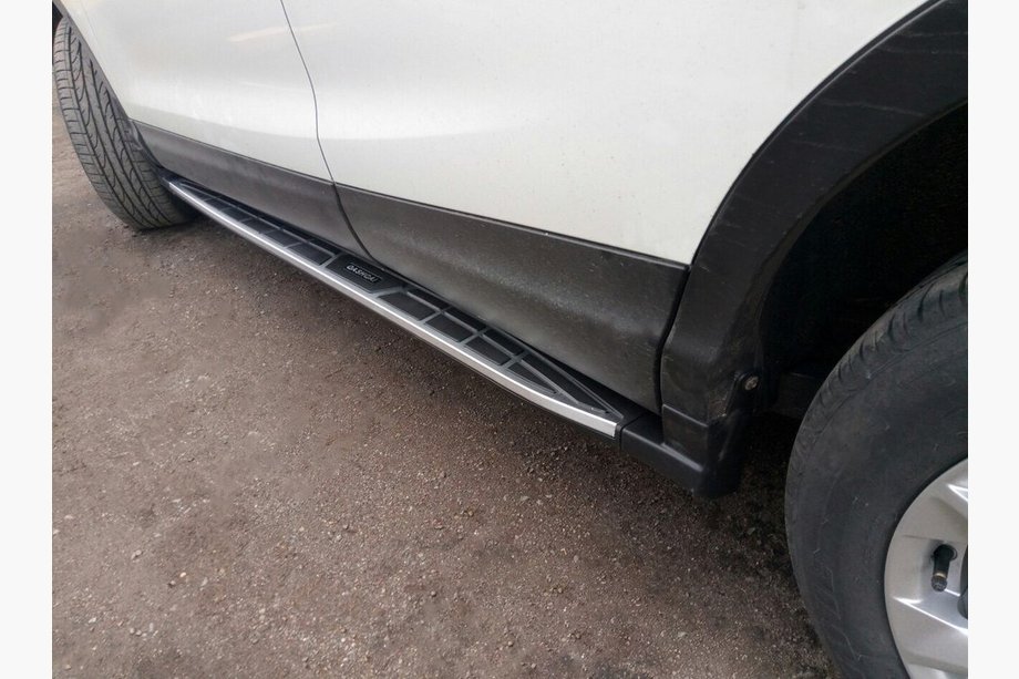Nissan Qashqai 2014–2021 Side steps Origineel V2 (2 stuks) Image
