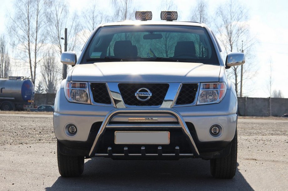 Nissan Navara 2006–2015 Bullbar WT003 (RVS) Image