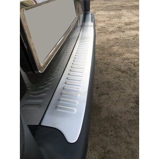 Matte achterbumperbeschermlijst (Omsa, RVS) foto 1
