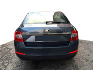 Skoda Octavia III A7 2013–2019 Chromen sierlijst boven de kentekenplaat (RVS) foto 1
