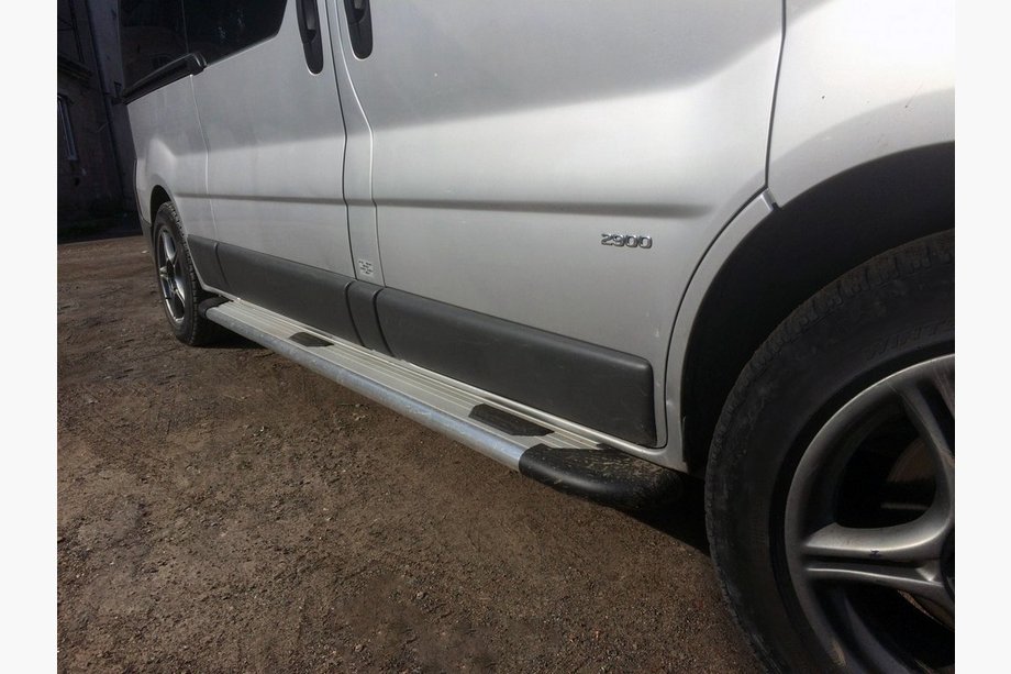 Renault Trafic 2001–2015 Bosphorus OLD Grey side steps (set van 2, aluminium) Image