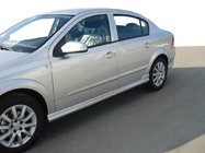 Opel Astra H 2004–2013 Sideskirts Sedan (spuitklaar) foto 1