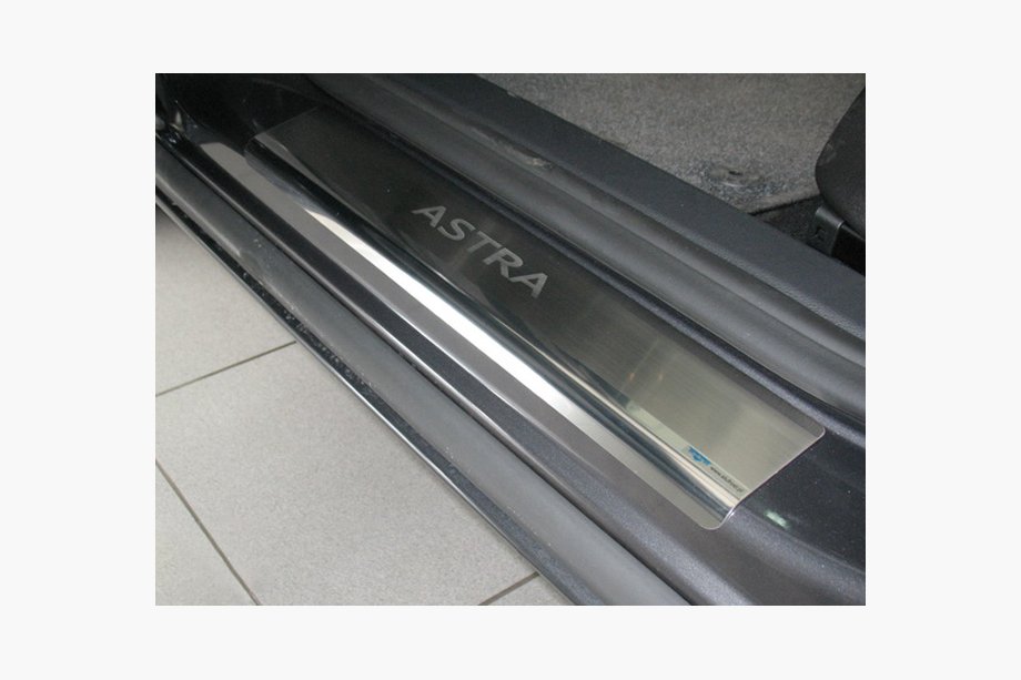 Opel Astra J 2009–2015 Nataniko RVS dorpellijsten (set van 4) Image