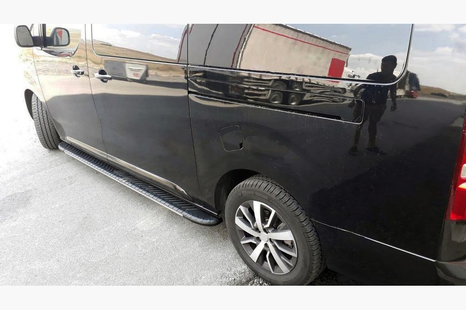 Opel Vivaro 2019– Bosphore Yeni side steps (2 stuks, aluminium) Image