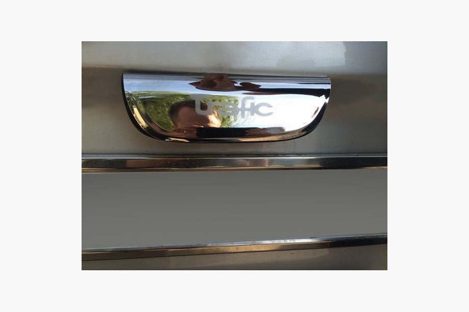 Renault Trafic 2001–2015 Chromen strip boven kenteken (vleugeldeuren, RVS) Zonder opschrift Image