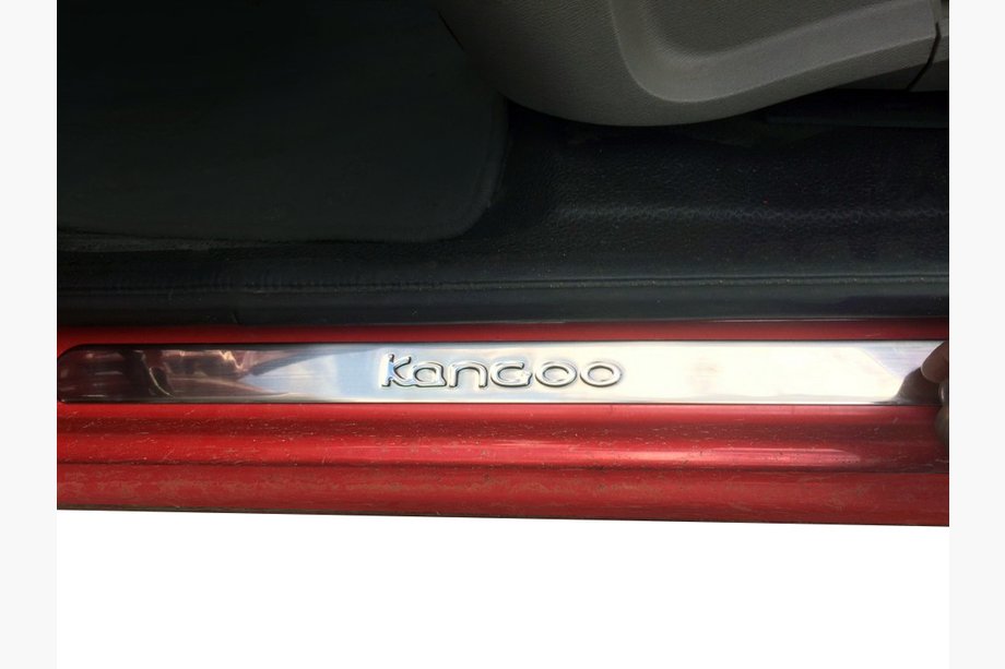 Renault Kangoo 2008–2020 OmsaLine instaplijsten (2 st., RVS) Image