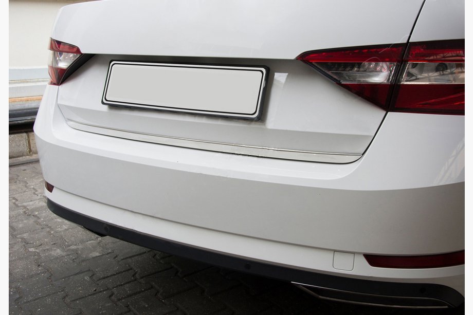 Skoda Superb 2015–2024 Kofferbakrand (Sedan, RVS) Carmos - Turks staal Image