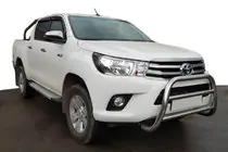 Toyota Hilux 2015– RVS bullbar WT007 foto 1