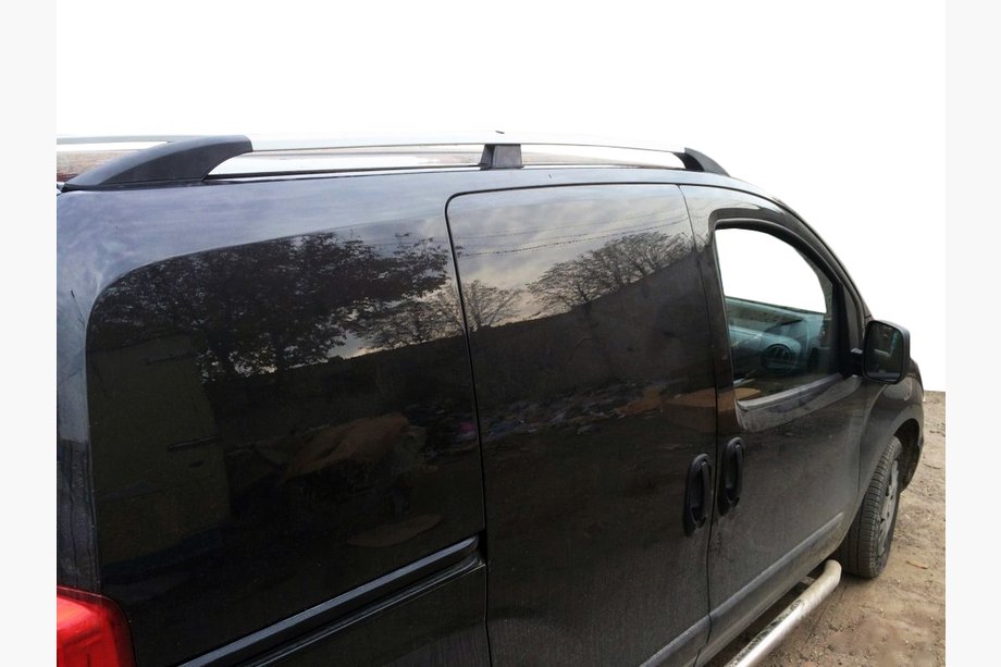 Fiat Fiorino/Qubo 2008–2024 Uitverkoop!!! Dakrails grijs metallic (kunststof bevestiging) Image