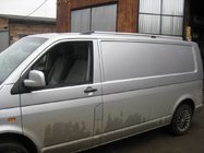 Volkswagen T5 Transporter 2003–2010 Chromen dakrails Lange wielbasis, metalen steunen foto 2