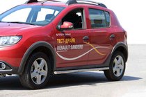 Renault Sandero 2013–2022 Sidebars BB001 (2 stuks, RVS) foto 1