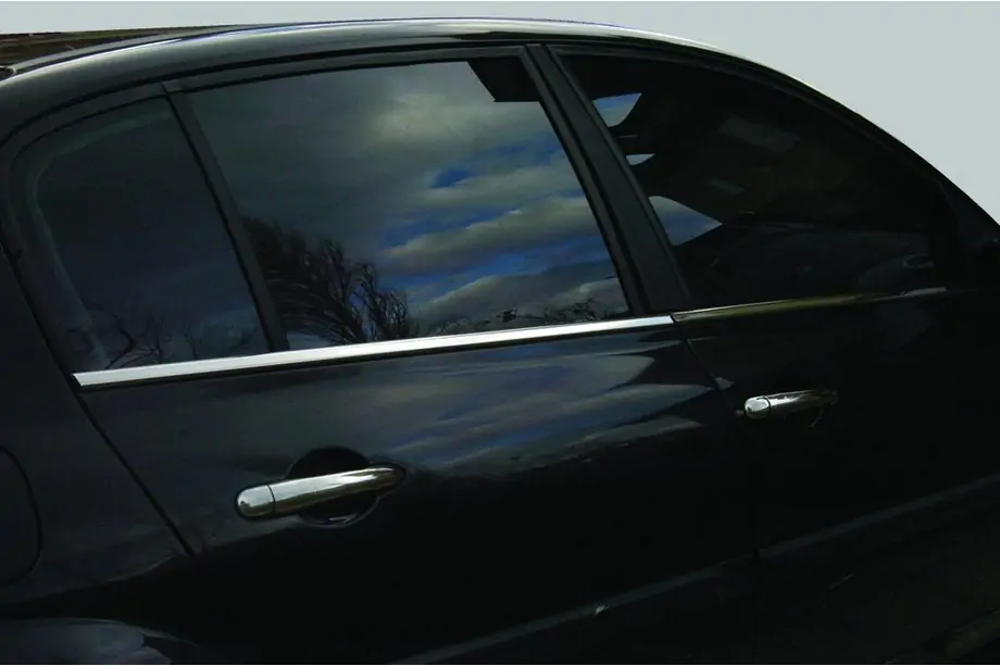 Renault Megane II 2004–2009 Buiten raamomlijsting set (4-delig, RVS) Foto 4