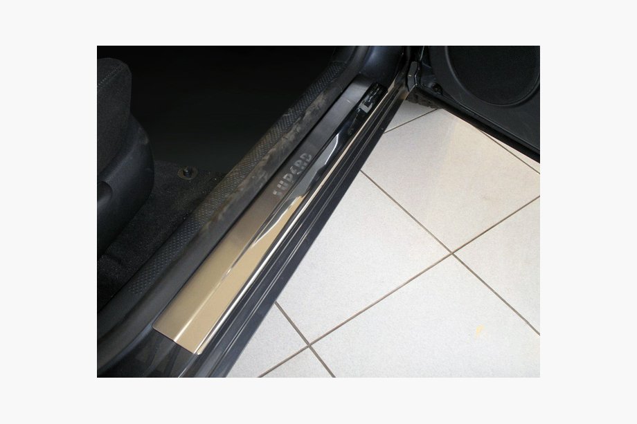 Skoda Superb 2001–2009 Nataniko RVS dorpellijsten (set van 4) Image