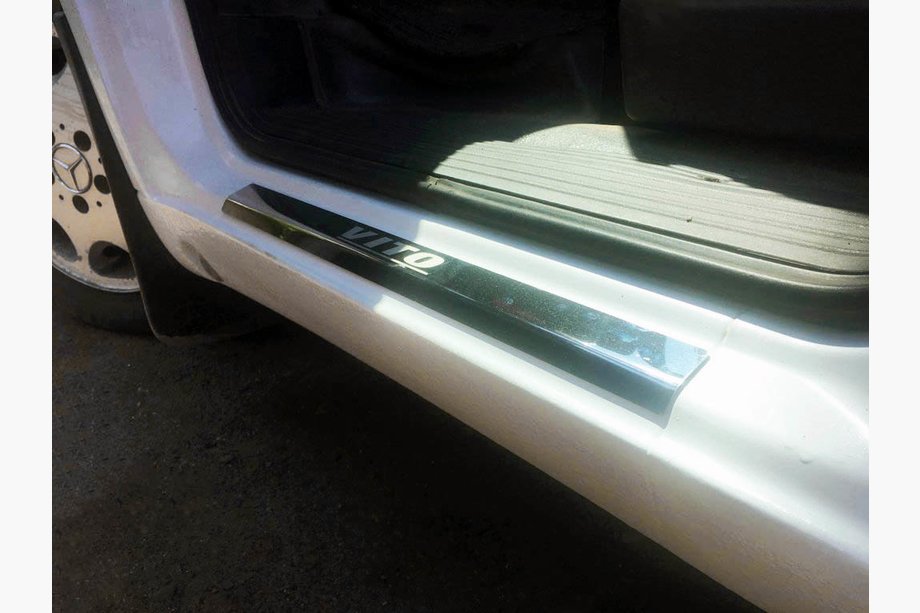 Mercedes Vito W638 1996–2003 Instaplijsten Laser-style (2 stuks, staal) Foto 2