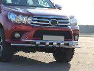Toyota Hilux 2015– Voorbeschermbeugel ST015 (RVS) foto 2