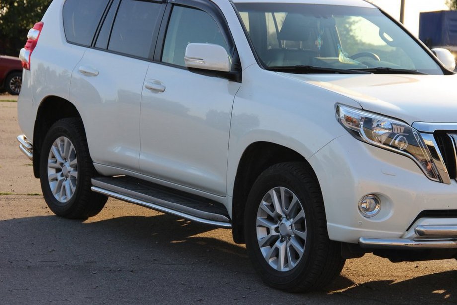 Toyota Land Cruiser Prado 150 2009–2023 Dorpelbescherming BB004 (set van 2, RVS) Foto 4