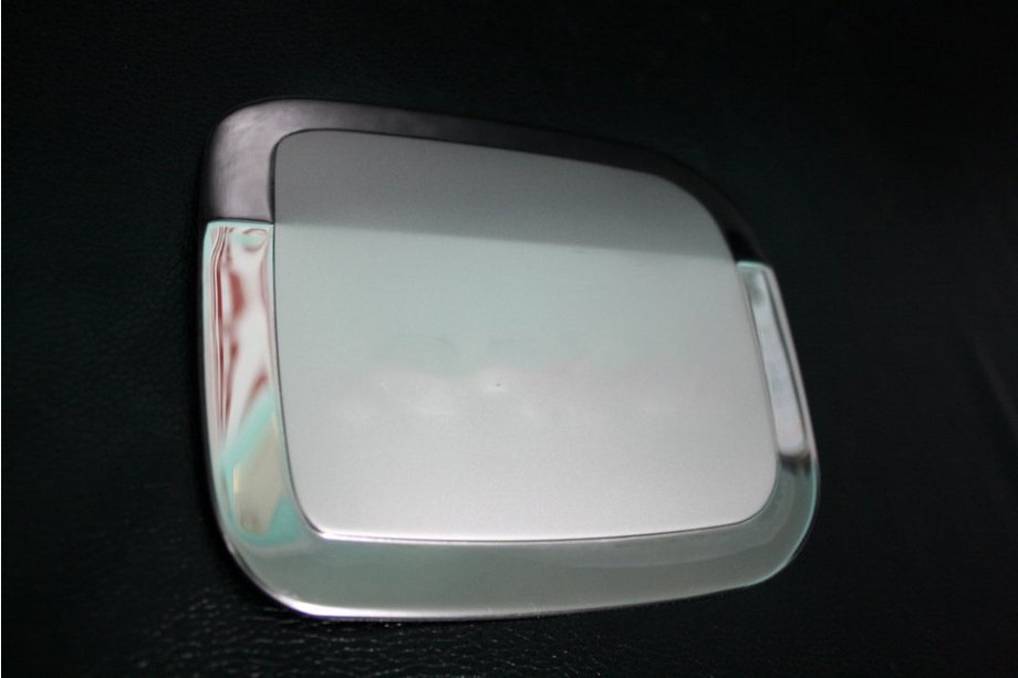 Toyota Rav 4 2001–2005 RVS tankklep cover Image