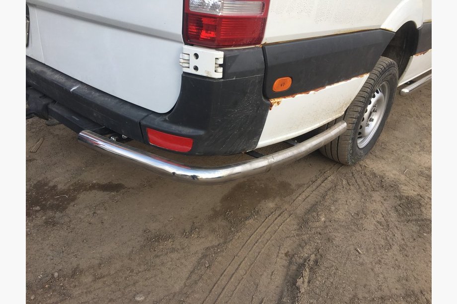 Mercedes Sprinter W906 2006–2018 Schuin geplaatste zijbuizen achter het achterwiel (2 st., RVS) Kort Foto 3
