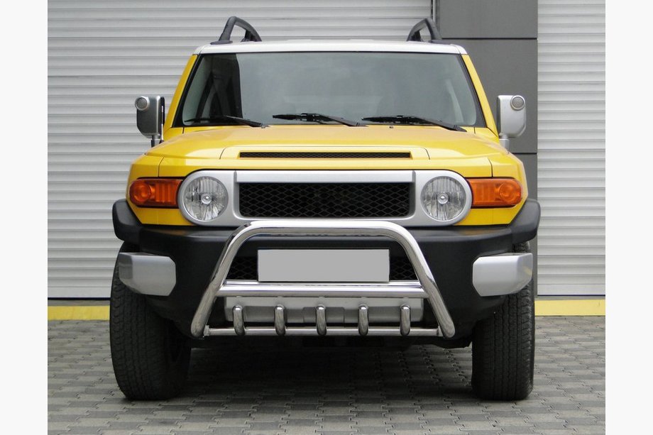 Toyota FJ Cruiser 2006–2022 Bullbar WT003 (RVS) Image