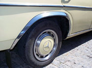 Mercedes W123 1975–1986 RVS wielkastlijsten (set van 4 stuks) foto 6