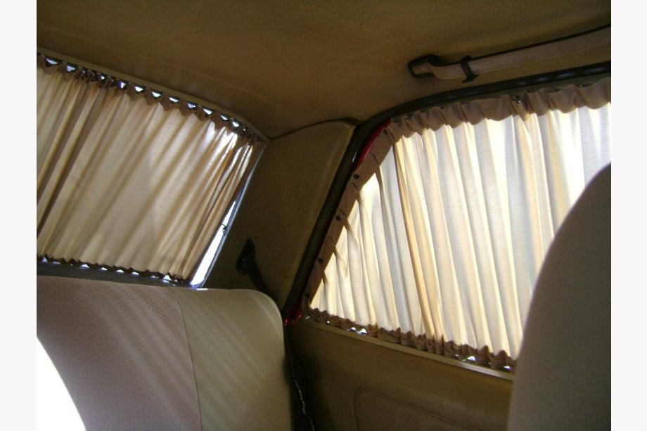 Renault Sandero 2007–2013 Omsa Line zonnegordijnen (assortiment) Image