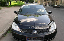 Mitsubishi Lancer 9 2004–2008 Motorkapdeflector (VIP) foto 1